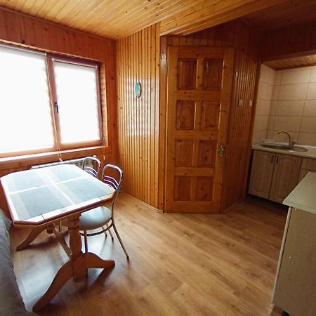 Cottage house Jaremče Esterno foto