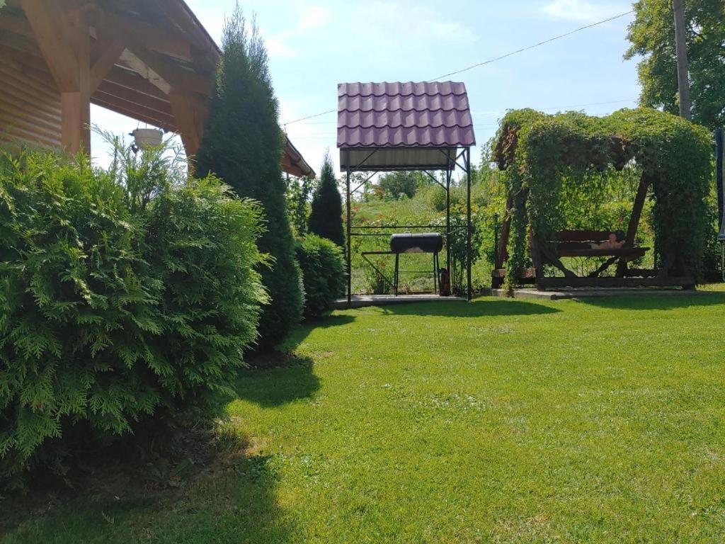 Cottage house Jaremče Esterno foto