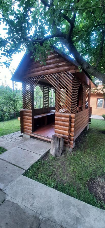 Cottage house Jaremče Esterno foto