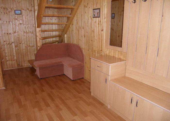 Cottage house Jaremče Esterno foto